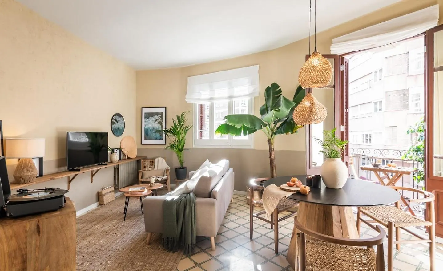 Tomini - 2 Bedrooms In Eixample Esquerra Barcelona 0*,  Spanien